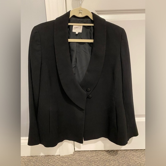 NEW LOW PRICE Armani Collezioni Black Vintage Woman’s Jacket - Picture 3 of 4